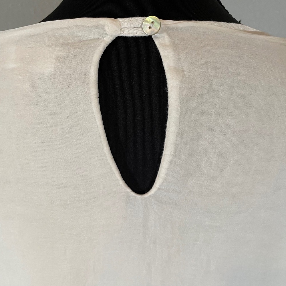 Carla Conti Italy Silk Blouse Womens Medium Cream Crochet Lace V-Neck Top Flowy - Picture 3 of 8